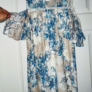 Lace floral dress, only worn once! Perfect condition!